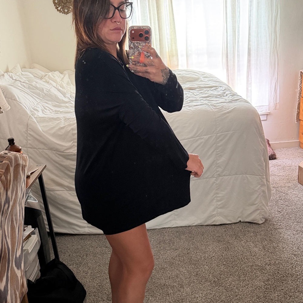 Hatch Black Maternity Oversized Long Sleeve Crew Tee - Picture 3 of 7